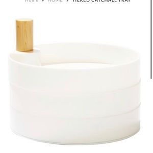 3 tier tray- white. 2bandits